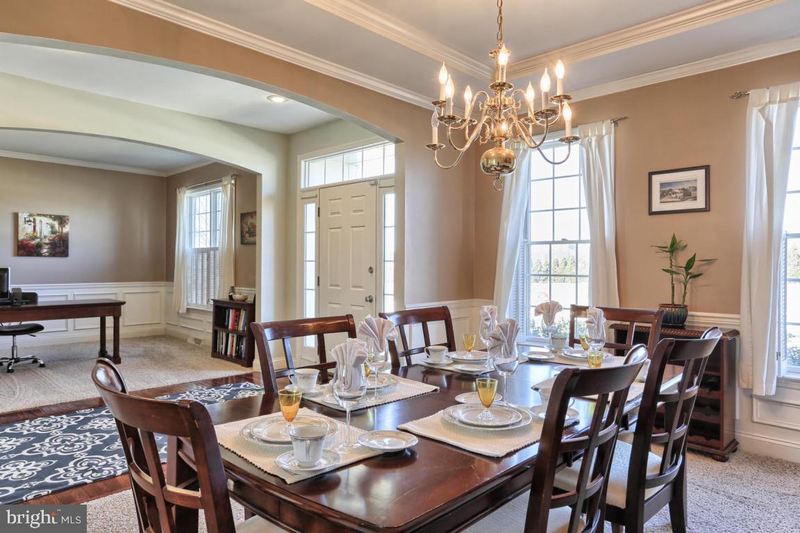 2134 Meadow Ridge Drive Lancaster, PA 17601 - Photo 5 of 45 Gallery Image 5