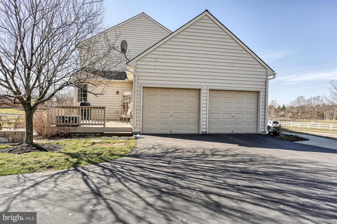 2134 Meadow Ridge Drive Lancaster, PA 17601 - Photo 41 of 45 Gallery Image 41