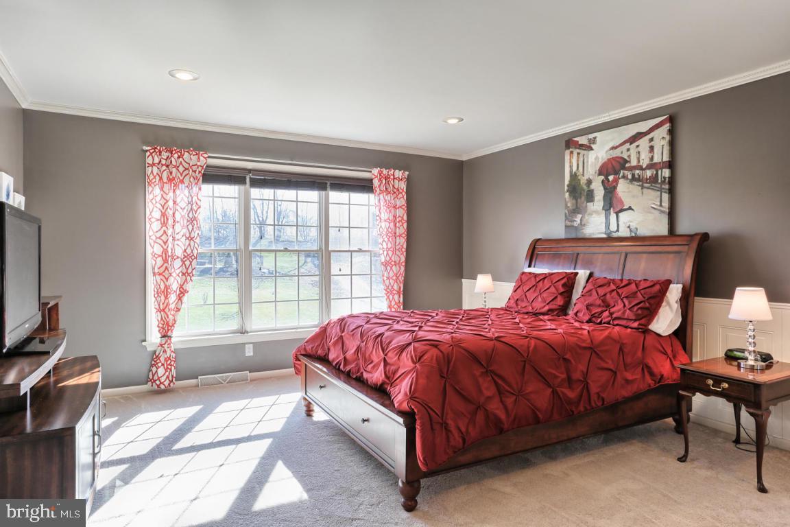 2134 Meadow Ridge Drive Lancaster, PA 17601 - Photo 6 of 45 Gallery Image 6