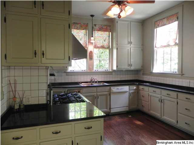 2821 Argyle Road South Birmingham, AL 35213 - Photo 16 of 32