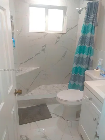 $1,700 | 980 Northwest 109th Street, Unit A, Miami, FL 33168