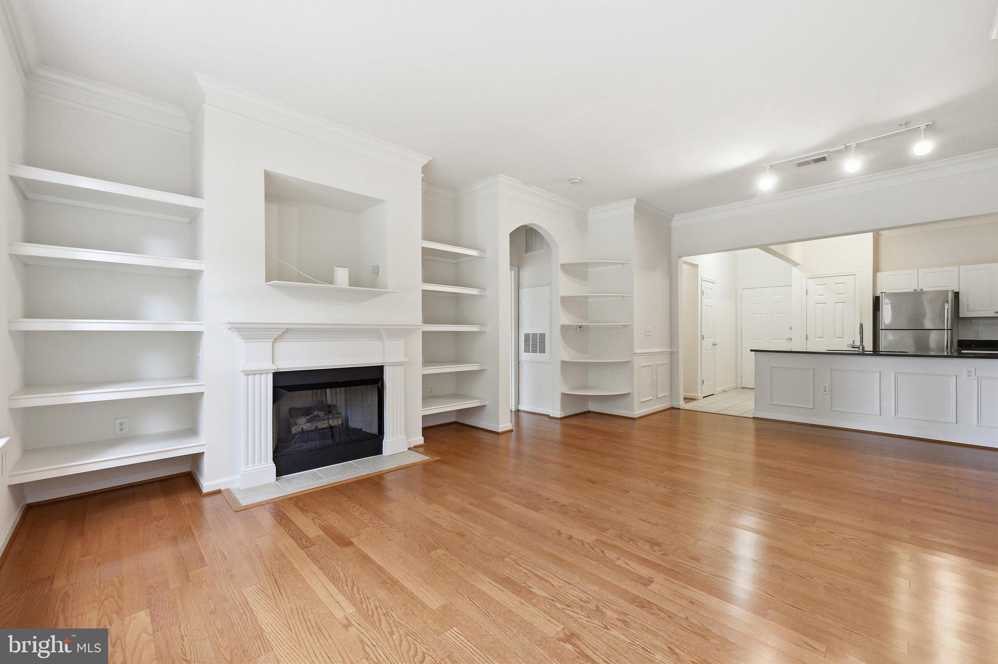 7 Booth Street, Unit 110 Gaithersburg, MD 20878 - Photo 19 of 50
