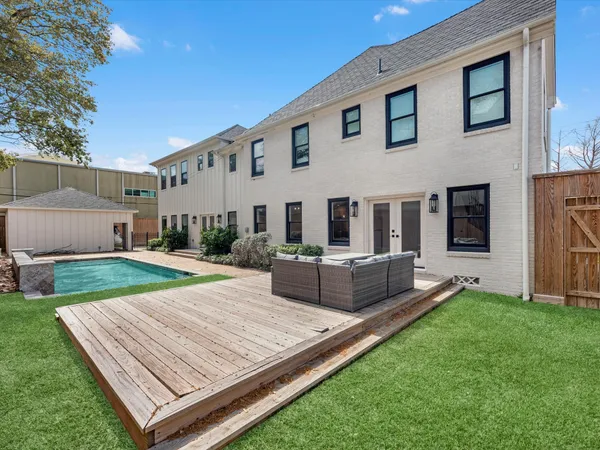 $10,000 | 2147 Colquitt Street, Houston, TX 77098