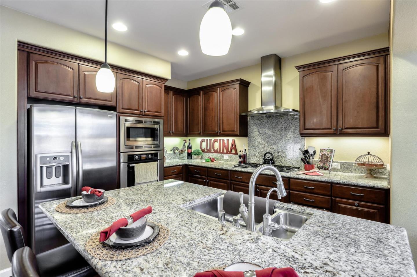 7632 Braid Court Gilroy, CA 95020 - Photo 10 of 56