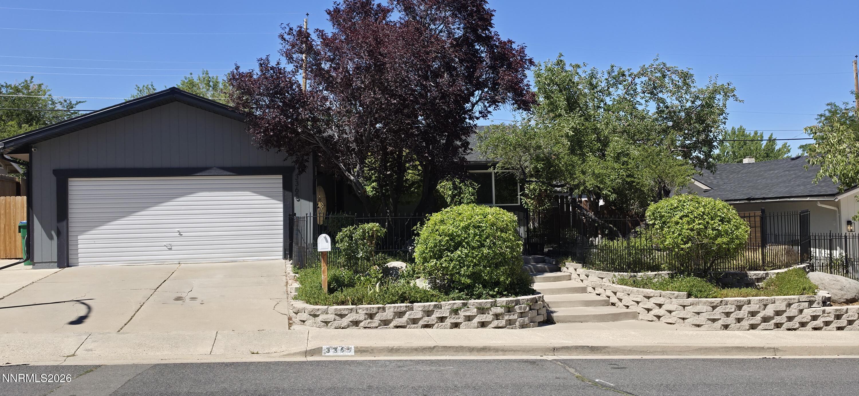 Front Pic of 3365 Bowie Rd