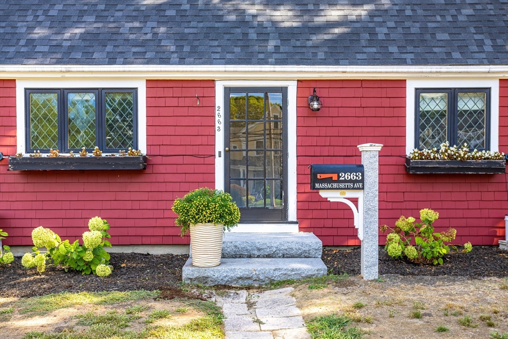 2663 Massachusetts Avenue Lexington, MA 02421 - Photo 2 of 42