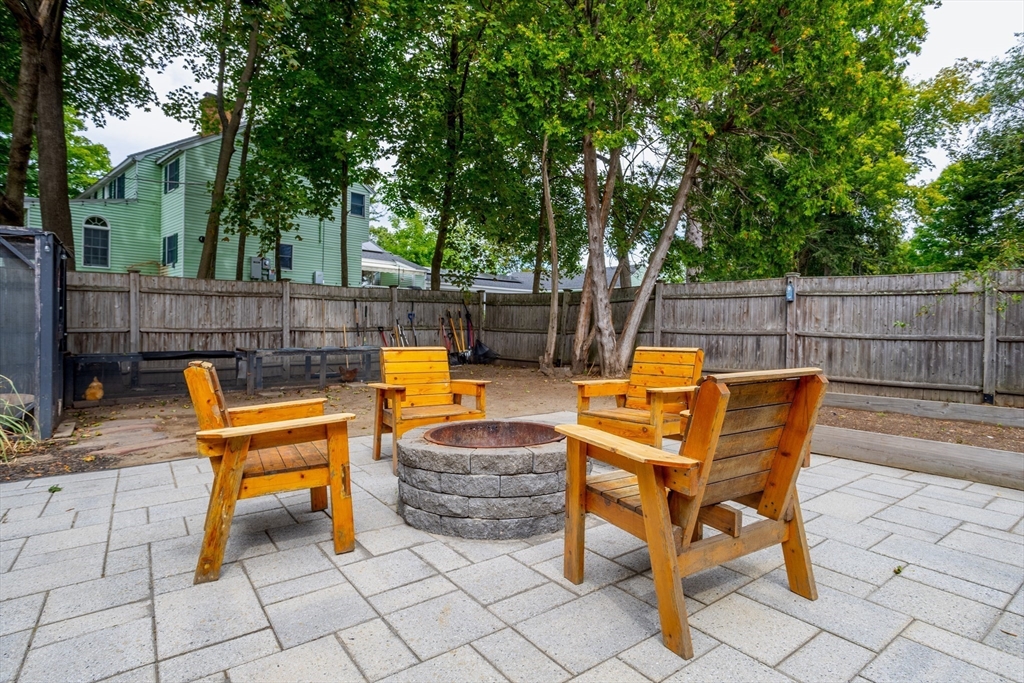 2663 Massachusetts Avenue Lexington, MA 02421 - Photo 36 of 42