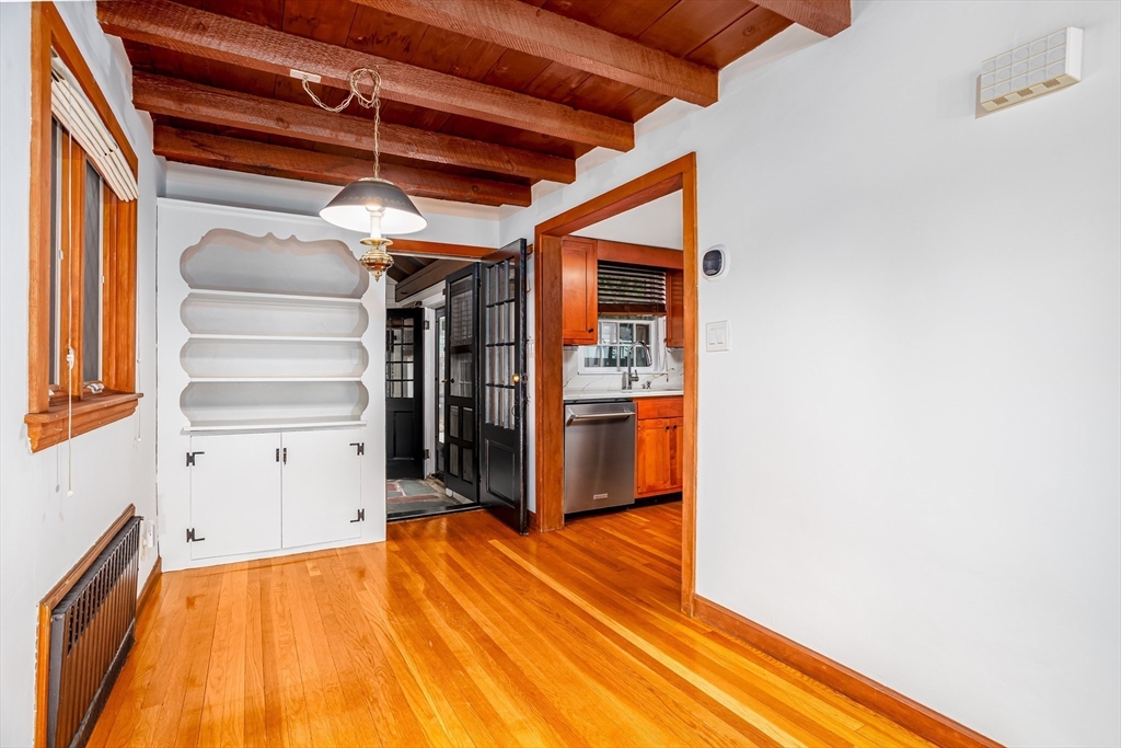 2663 Massachusetts Avenue Lexington, MA 02421 - Photo 8 of 42