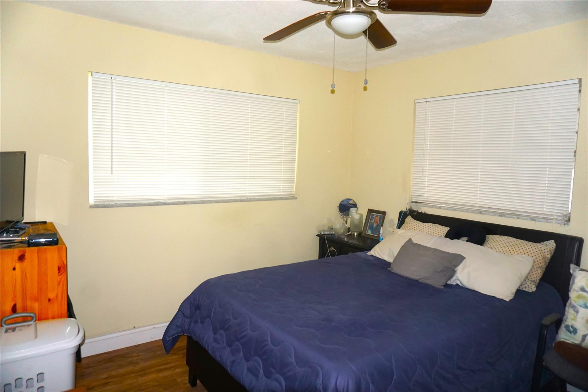 4314 Northwest 47th Street Tamarac, FL 33319 - Photo 14 of 42 Owner's Suite