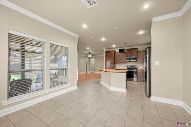 $285,000 | 8862 Reserve Oak Avenue, Zachary, LA 70791