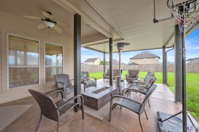 $285,000 | 8862 Reserve Oak Avenue, Zachary, LA 70791