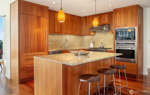 $1,590,000 | 10700 Northeast 4th Street, Unit 2412, Bellevue, WA 98004