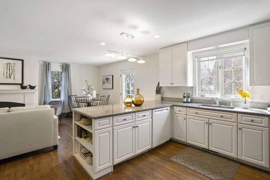 26 Dexter Road Lexington, MA 02420 - Photo 6 of 22