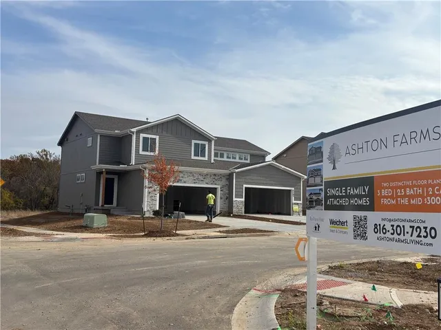 $370,000 | 4705 South Brentwood Avenue, Kansas City, MO 64136