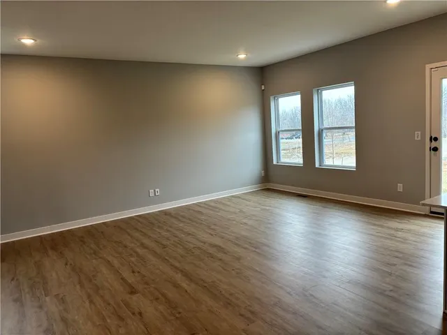 $370,000 | 4705 South Brentwood Avenue, Kansas City, MO 64136