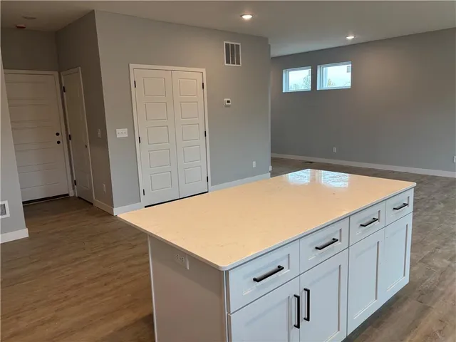 $370,000 | 4705 South Brentwood Avenue, Kansas City, MO 64136