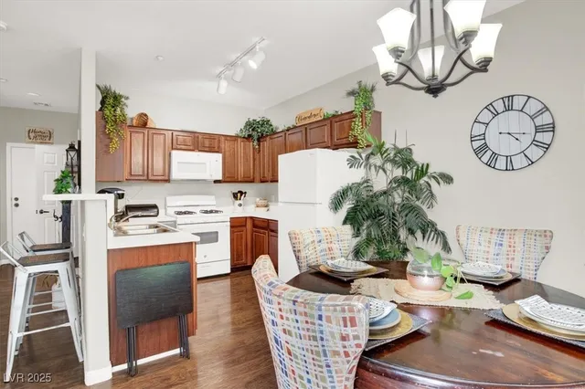 $359,900 | 10443 Kitty Joyce Avenue, Las Vegas, NV 89129