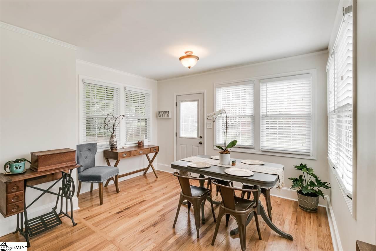 17 Perrin Street Greenville, SC 29607 - Photo 3 of 21 Gallery Image 3