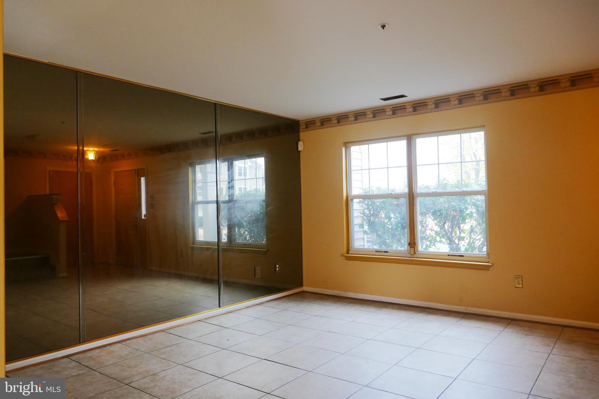 2 Catalpa Court Baltimore, MD 21209 - Photo 3 of 30