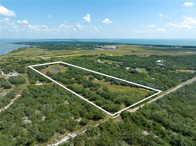 a view of a tennis court