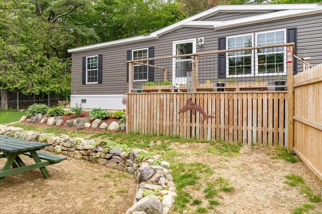 $364,900 | 833 Sedgwick Ridge Road, Sedgwick, ME 04676