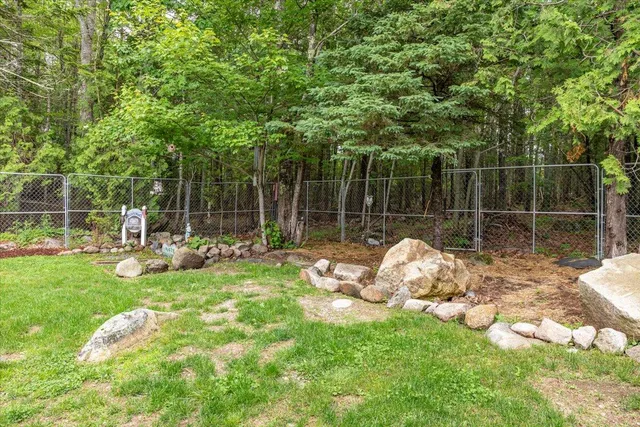 $364,900 | 833 Sedgwick Ridge Road, Sedgwick, ME 04676