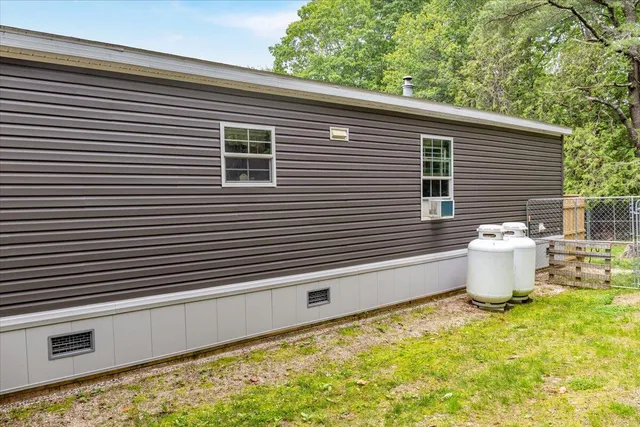 $364,900 | 833 Sedgwick Ridge Road, Sedgwick, ME 04676
