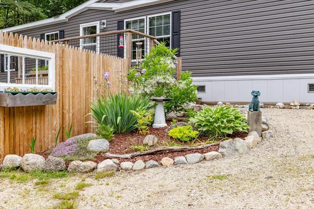 $364,900 | 833 Sedgwick Ridge Road, Sedgwick, ME 04676