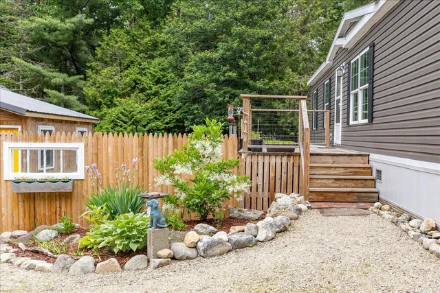 $364,900 | 833 Sedgwick Ridge Road, Sedgwick, ME 04676