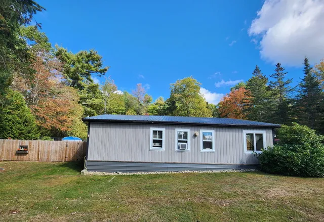 $364,900 | 833 Sedgwick Ridge Road, Sedgwick, ME 04676