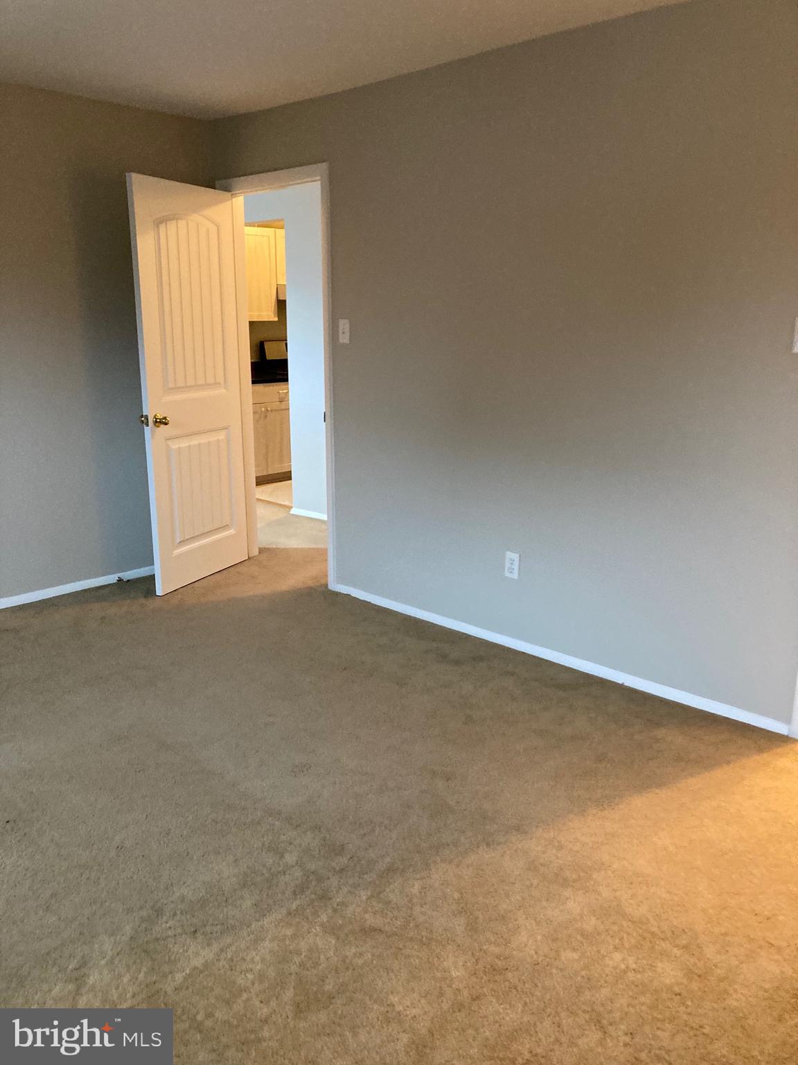 4360 Cherry Hill Road, Unit 204 Arlington, VA 22207 - Photo 20 of 34