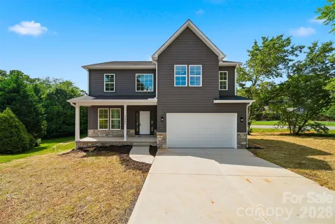 $649,900 | 1147 10th St Lane Northwest, Hickory, NC 28601
