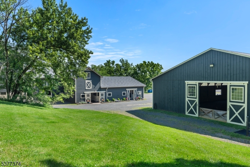 23 Spring Hill Road Annandale, NJ 08801 - Photo 37 of 48