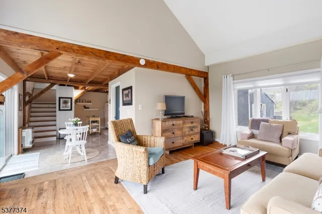 $2,650,000 | 23 Spring Hill Road, Annandale, NJ 08801