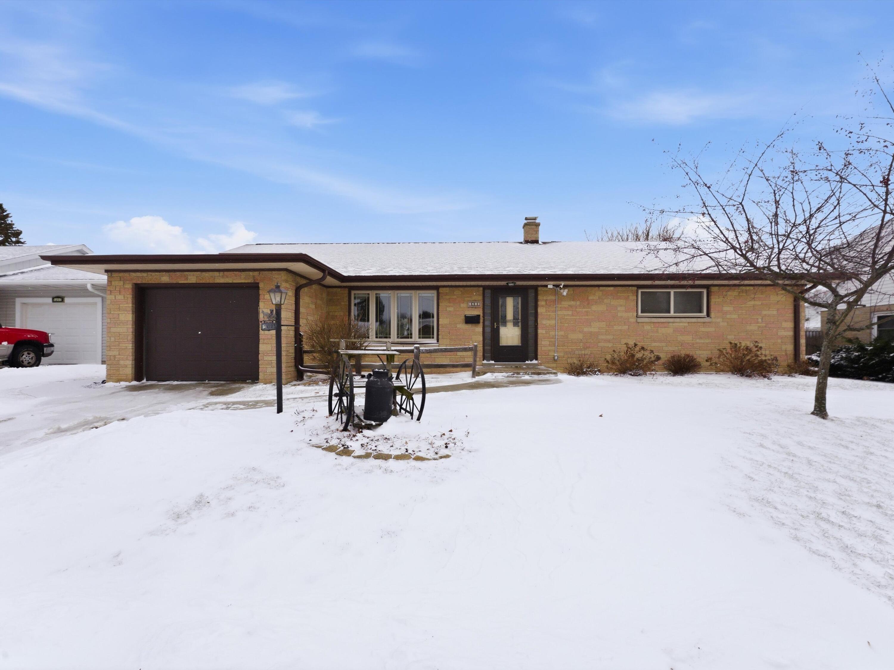 First Floor Living in a peaceful neighborhood