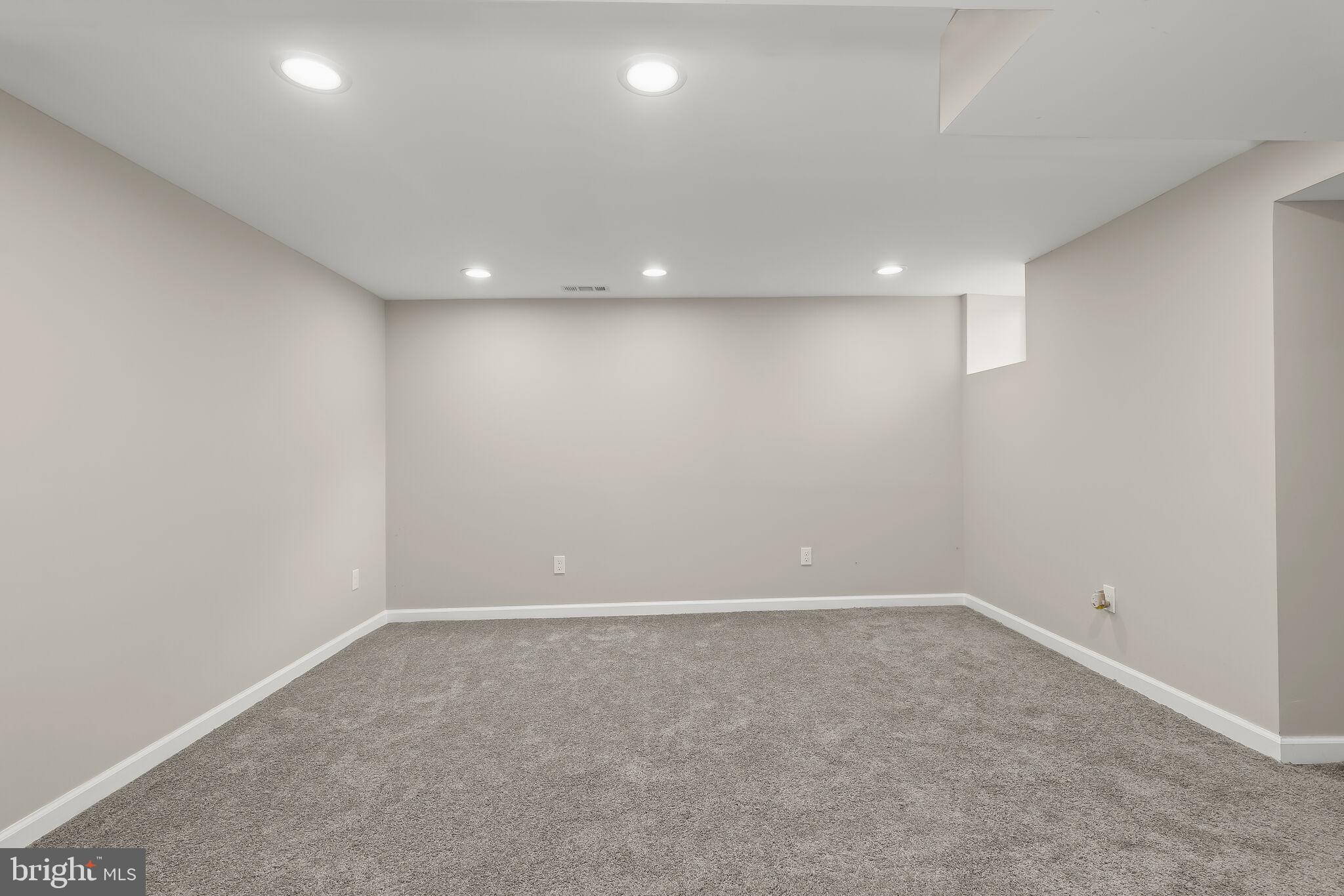 3528 Overview Road Baltimore, MD 21215 - Photo 33 of 62 Family Room