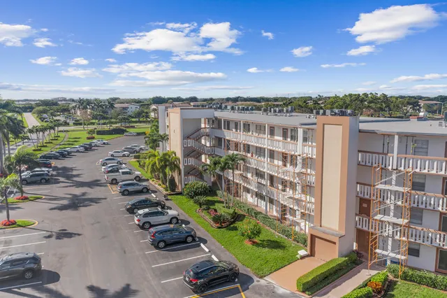 $115,000 | 3089 Cornwall East, Unit E, Boca Raton, FL 33434
