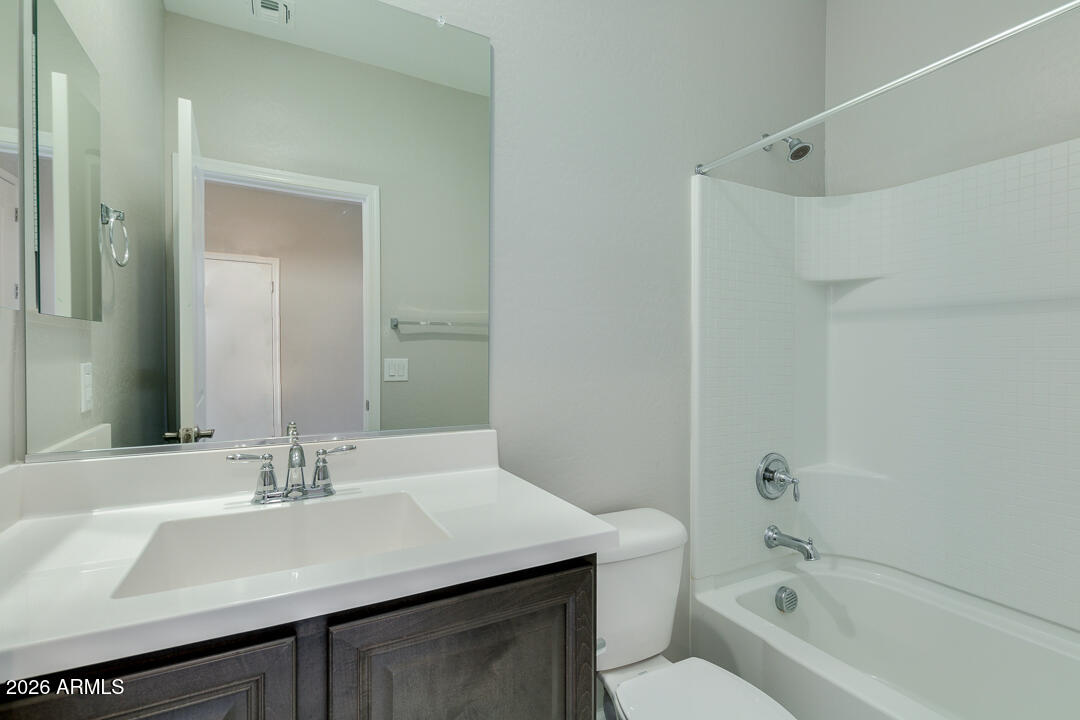 13634 West Briles Road Peoria, AZ 85383 - Photo 29 of 36 30-Briles
