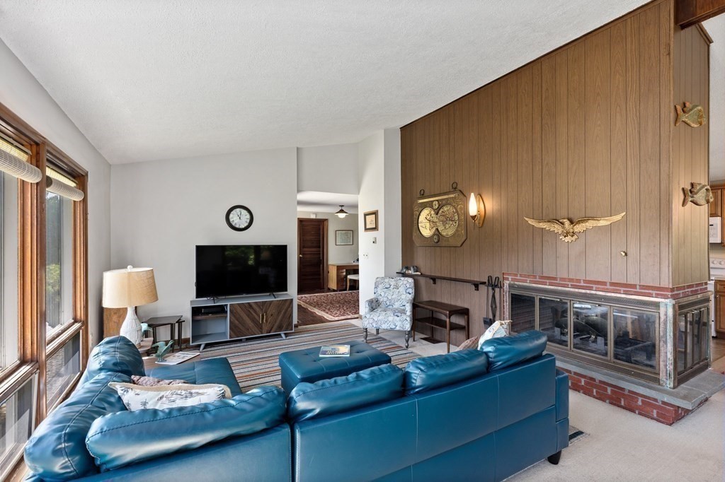 80 Edgartown Bay Road Edgartown, MA 02539 - Photo 8 of 18 Gallery Image 8