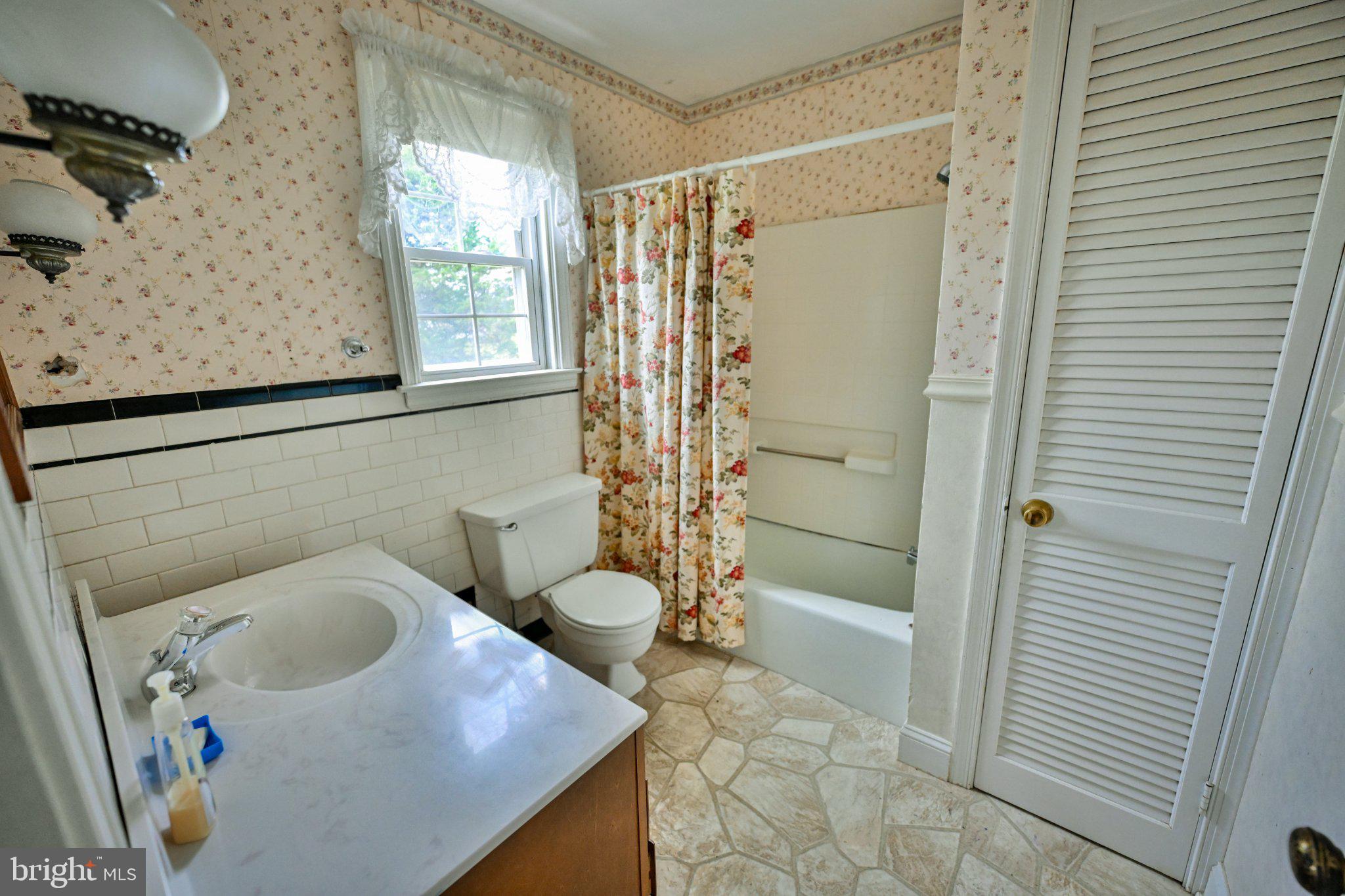 12200 Jericho Road Kingsville, MD 21087 - Photo 54 of 72 Full bathroom on the 2nd floor