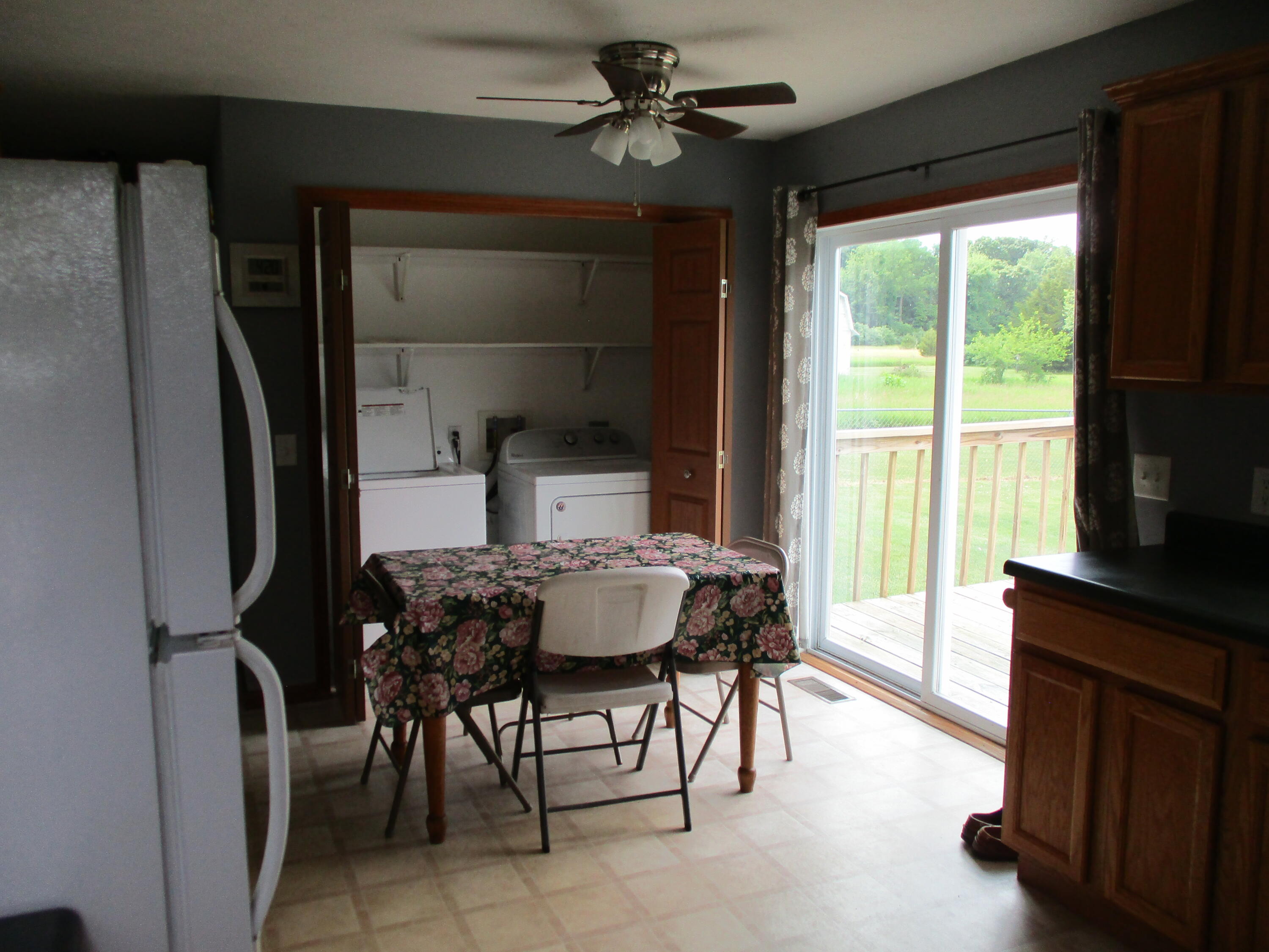 17140 Moorepark Road Three Rivers, MI 49093 - Photo 5 of 29 IMG_1489