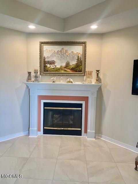33 Hawthorne Road Picayune, MS 39466 - Photo 4 of 17 fireplace