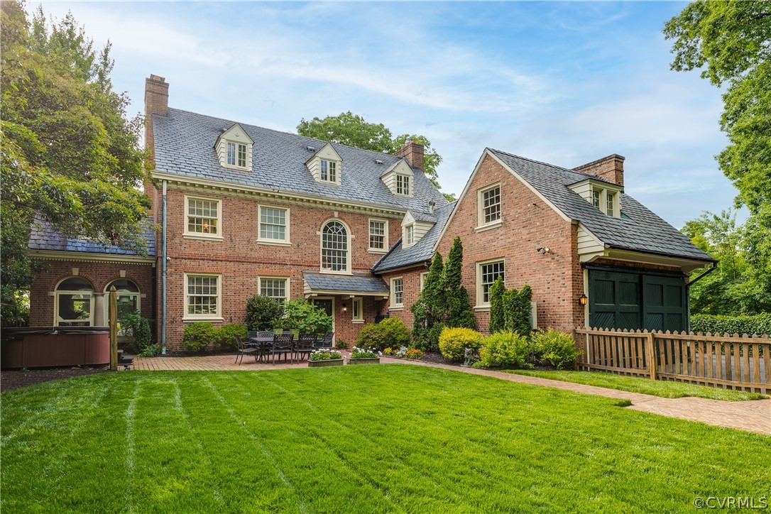207 Nottingham Road Richmond, VA 23221 - Photo 41 of 49 front view of a house with a yard