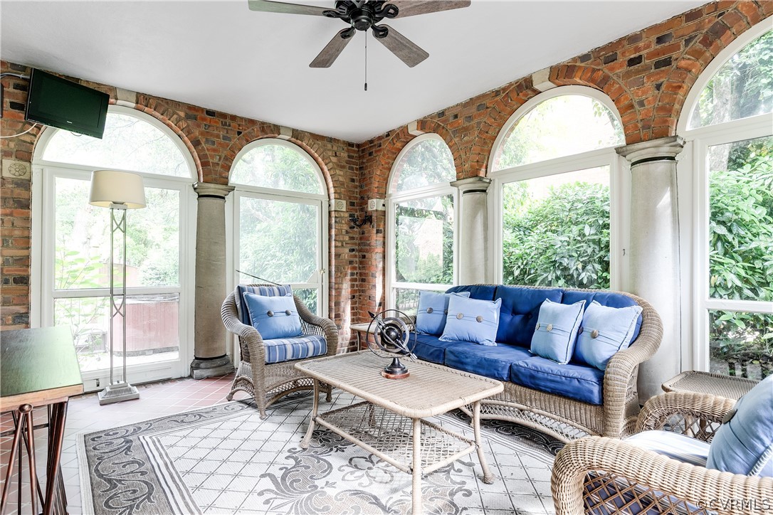 207 Nottingham Road Richmond, VA 23221 - Photo 9 of 49 a living room with furniture and a large window
