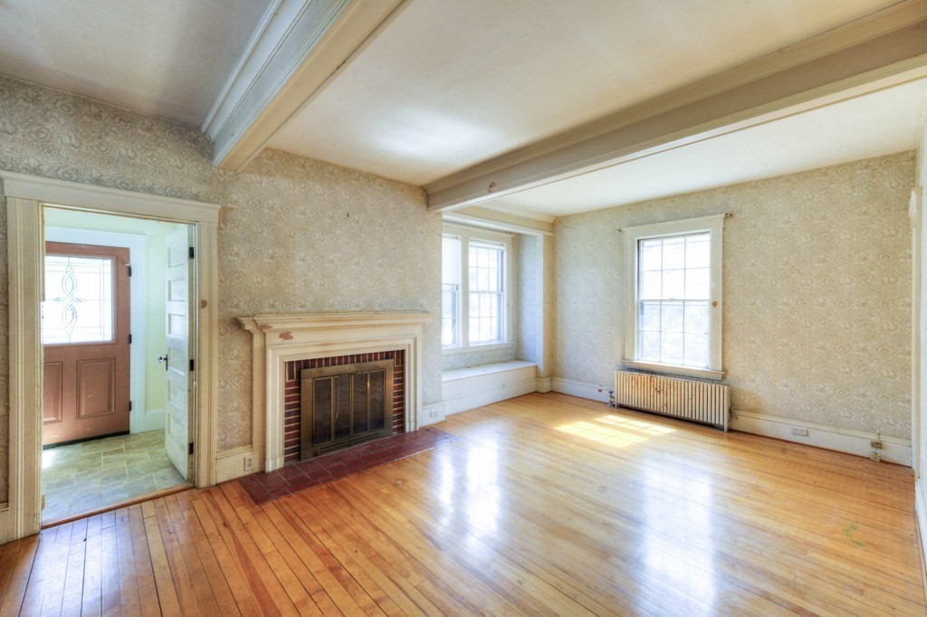 59 Beechmont Street Worcester, MA 01609 - Photo 11 of 42