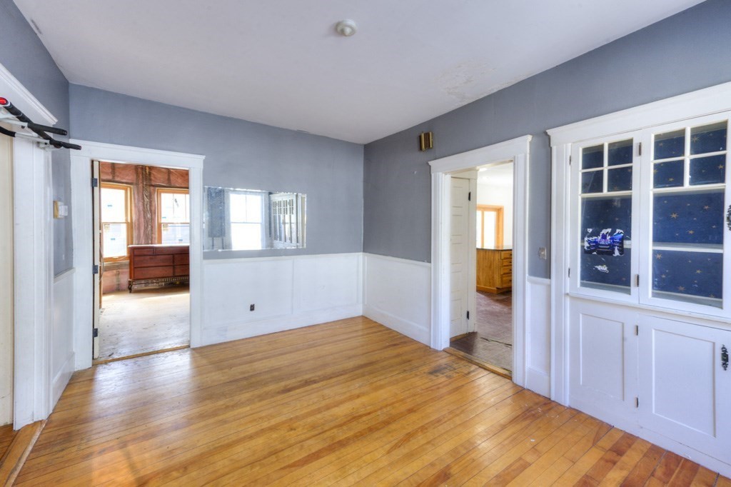 59 Beechmont Street Worcester, MA 01609 - Photo 12 of 42