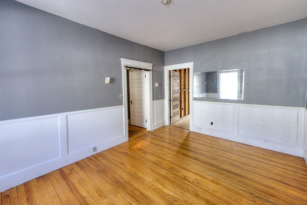 59 Beechmont Street Worcester, MA 01609 - Photo 13 of 42