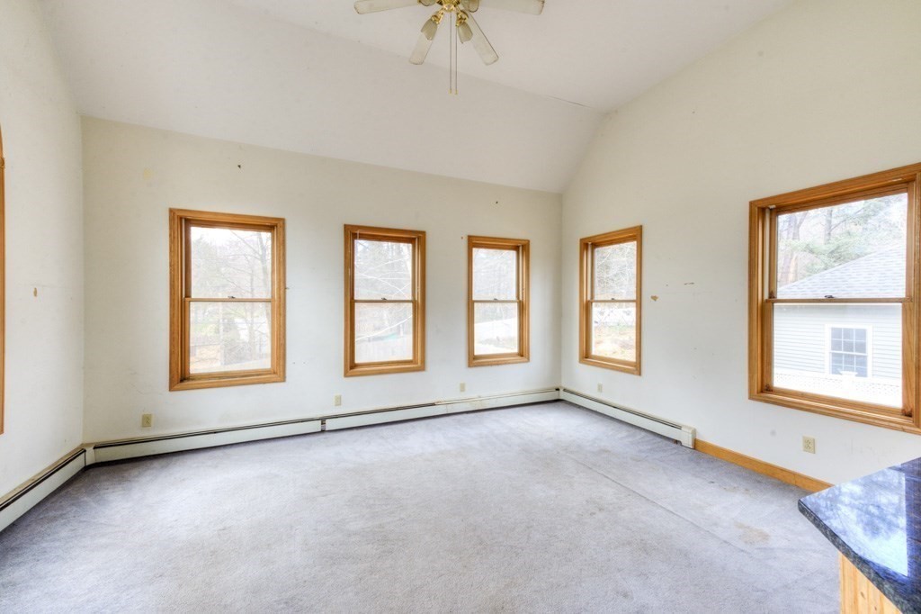 59 Beechmont Street Worcester, MA 01609 - Photo 22 of 42