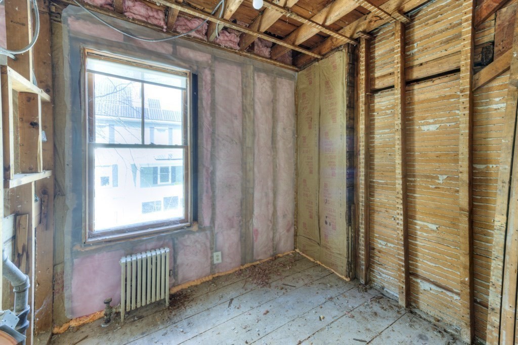 59 Beechmont Street Worcester, MA 01609 - Photo 35 of 42