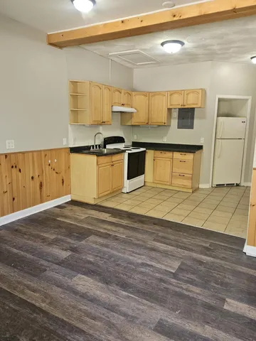 $825 | 1205 South Sibley Avenue, Unit 202, Litchfield, MN 55355
